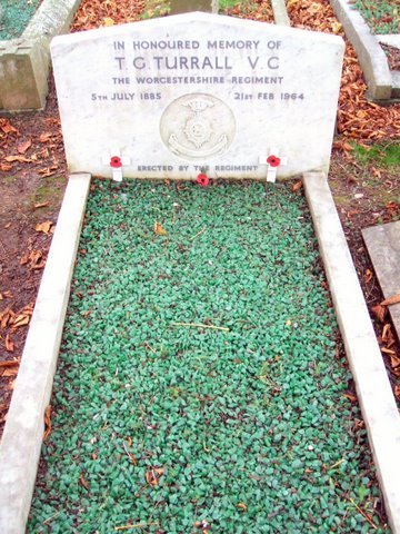 Tom Turrall VC grave